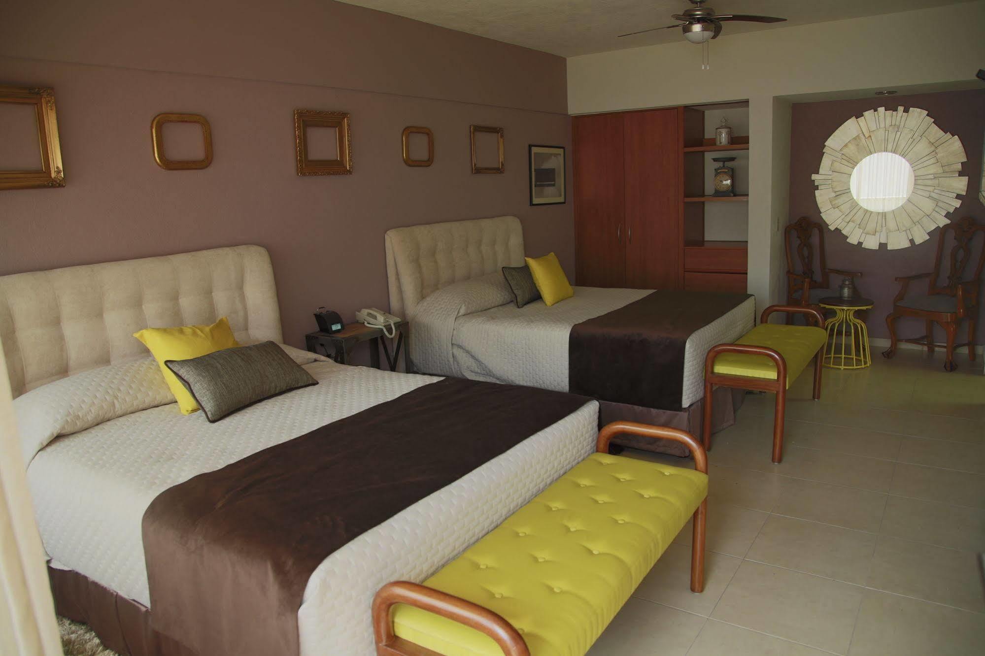 San Pietro Boutique Hotel ทลาคิวปาก ภายนอก รูปภาพ