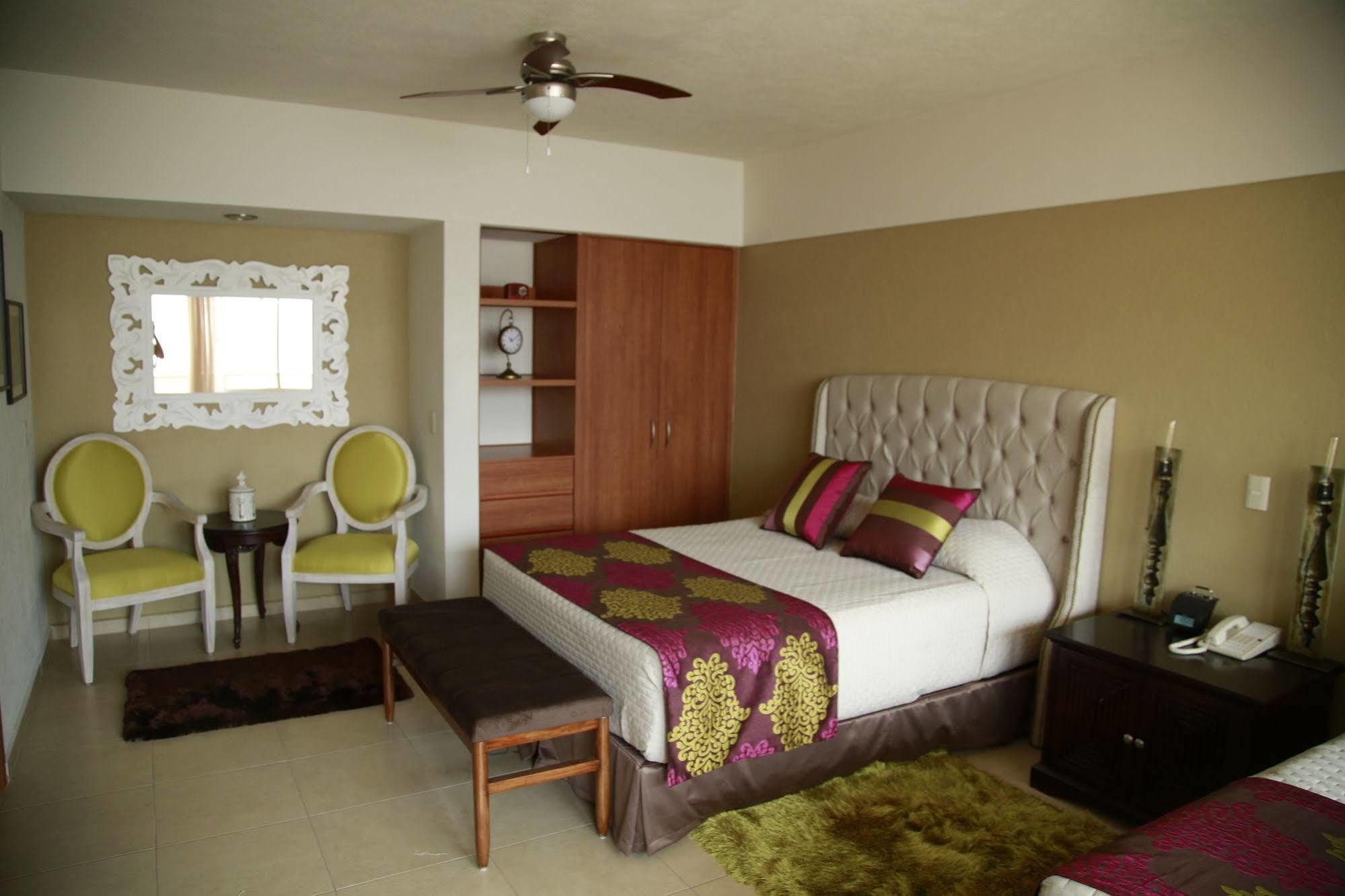 San Pietro Boutique Hotel ทลาคิวปาก ภายนอก รูปภาพ