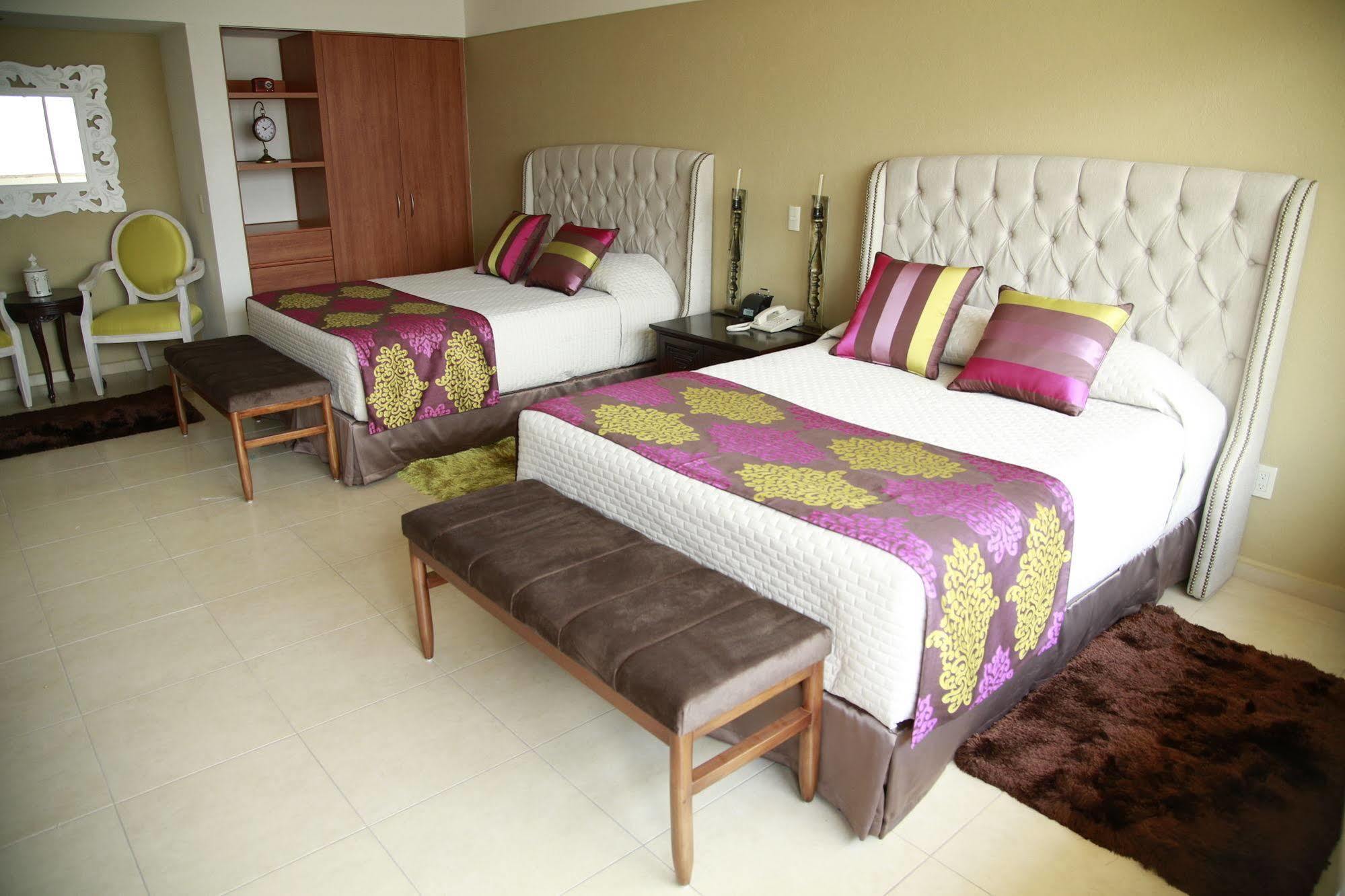 San Pietro Boutique Hotel ทลาคิวปาก ภายนอก รูปภาพ