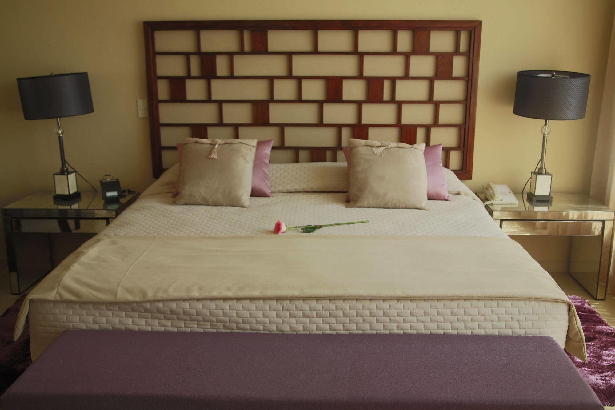 San Pietro Boutique Hotel ทลาคิวปาก ภายนอก รูปภาพ